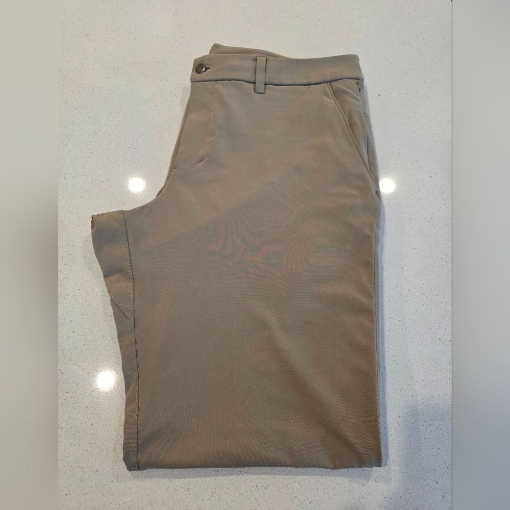 Men's Lululemon Slim Straight Khaki Pants